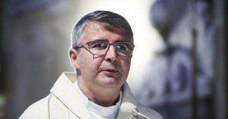 Episkopat działa jak mafia? "To rodzina, która kryje samych siebie"