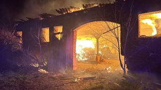 Budowa: Ogromny pożar magazynu rolniczego