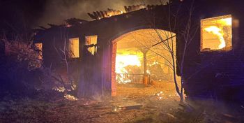 Budowa: Ogromny pożar magazynu rolniczego