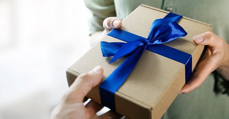 13-latka kupiła koledze prezent na urodziny. Policja już się nią zajęła