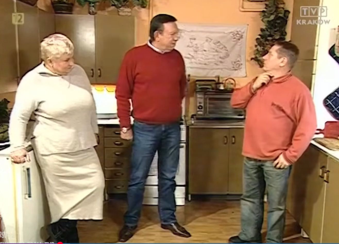 Kadr z serialu "Święta wojna"