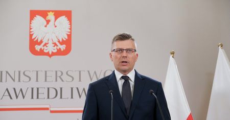 Ograniczenie płatności gotówką. Kiedy wejdzie w życie? Duże zamieszanie