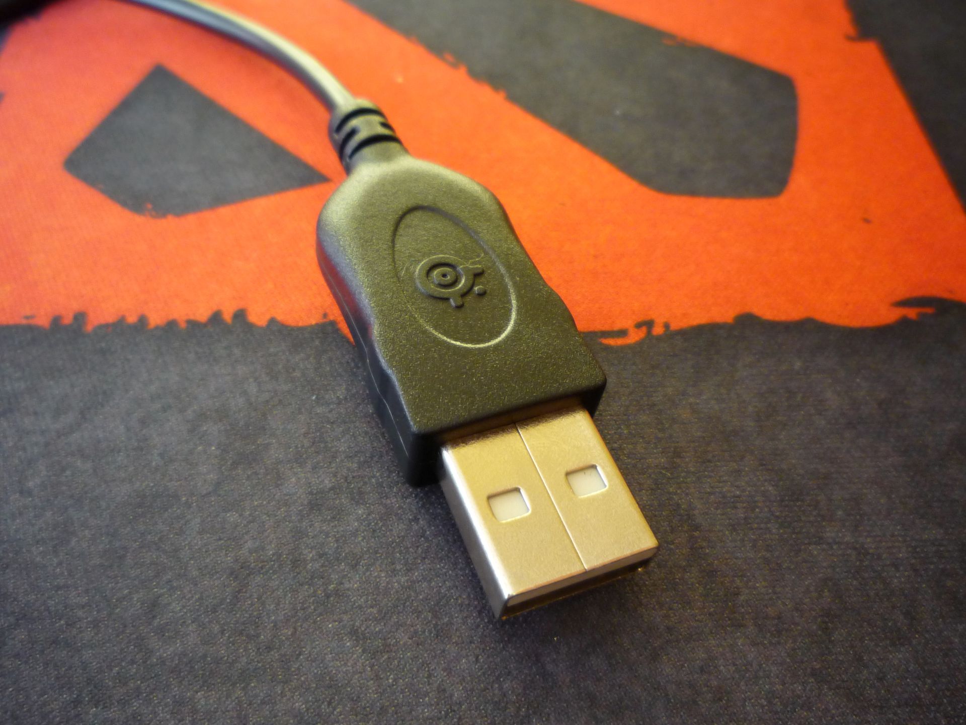 SteelSeries Kana Dota 2 Edition – ile jest wart markowy low-end? [test] 5