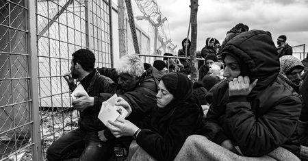 Szymon Barylski przez miesiąc fotografował obóz dla uchodźców między Grecją, a Macedonią
