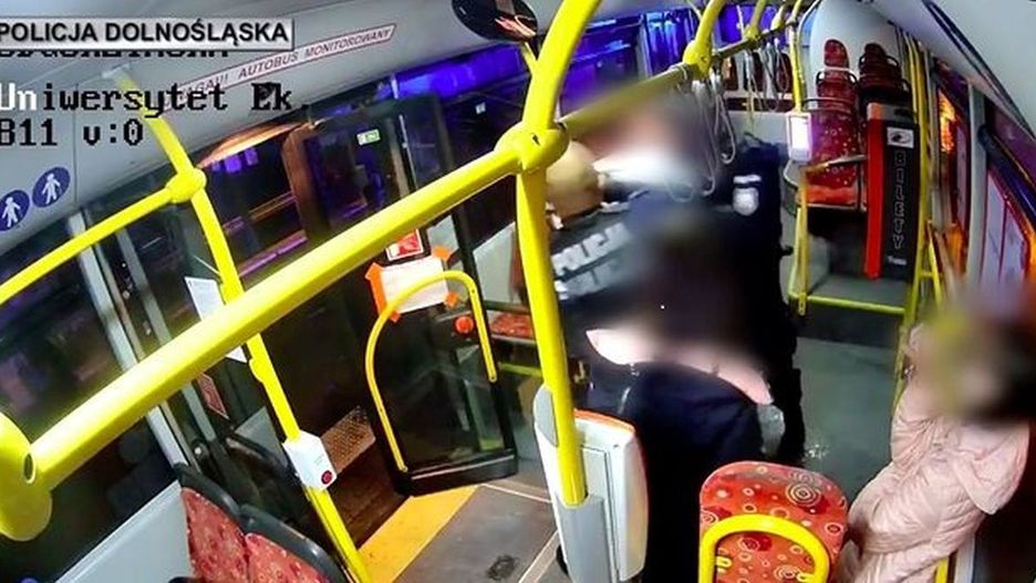 Jelenia Góra. Hulajnoga w autobusie
