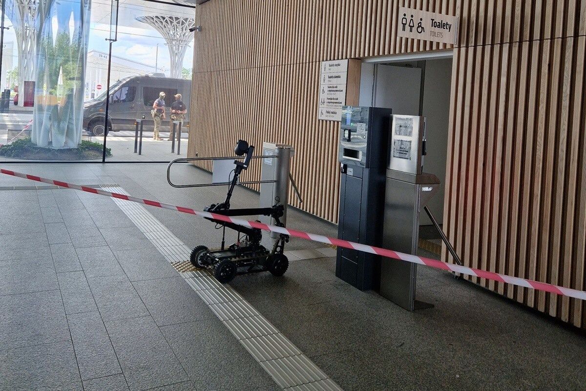 Robot interwencyjno-inspekcyjny