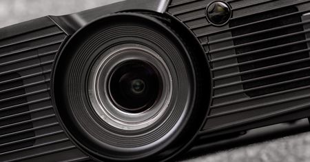 Ricoh PJ HD5451 - jasno i w dobrej rozdzielczości
