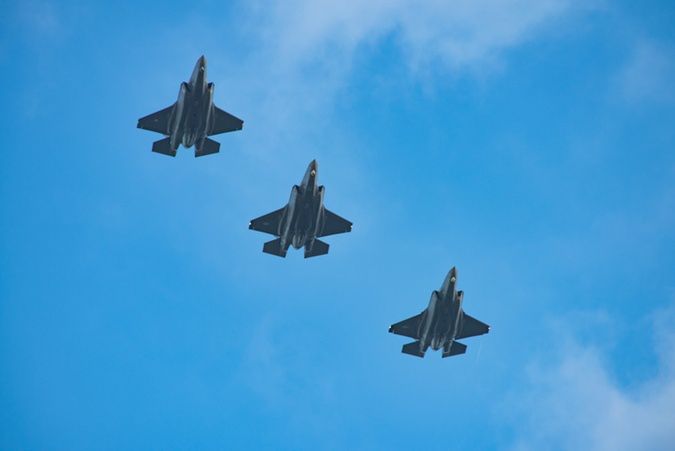 NATO nuclear maneuvers. "This is not a response to Kremlin threats"
