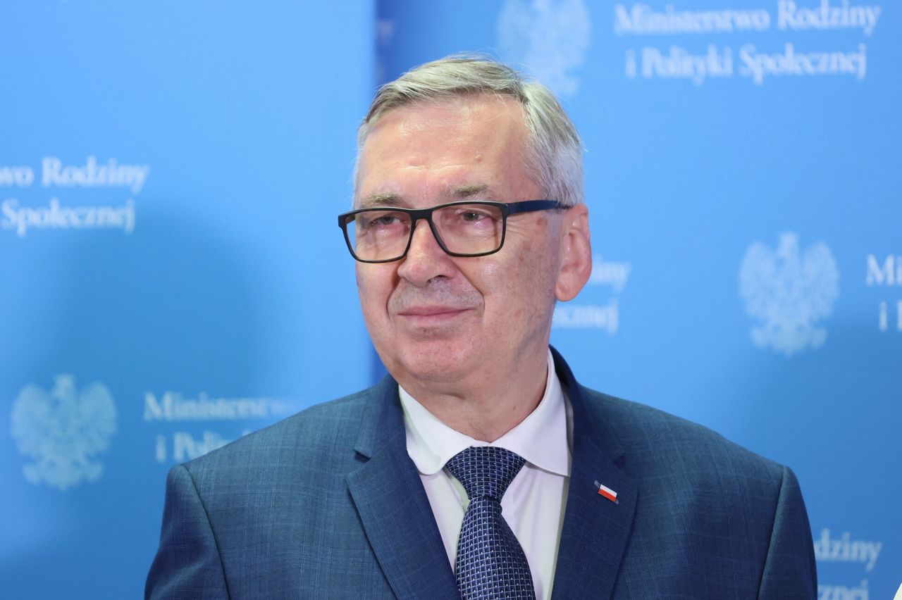 Więcej seniorów dostanie pieniądze z czternastej emerytury? Wiceminister: nie wykluczam tego