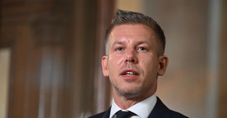 Magyar triumfuje po dymisji "marionetki Orbana"