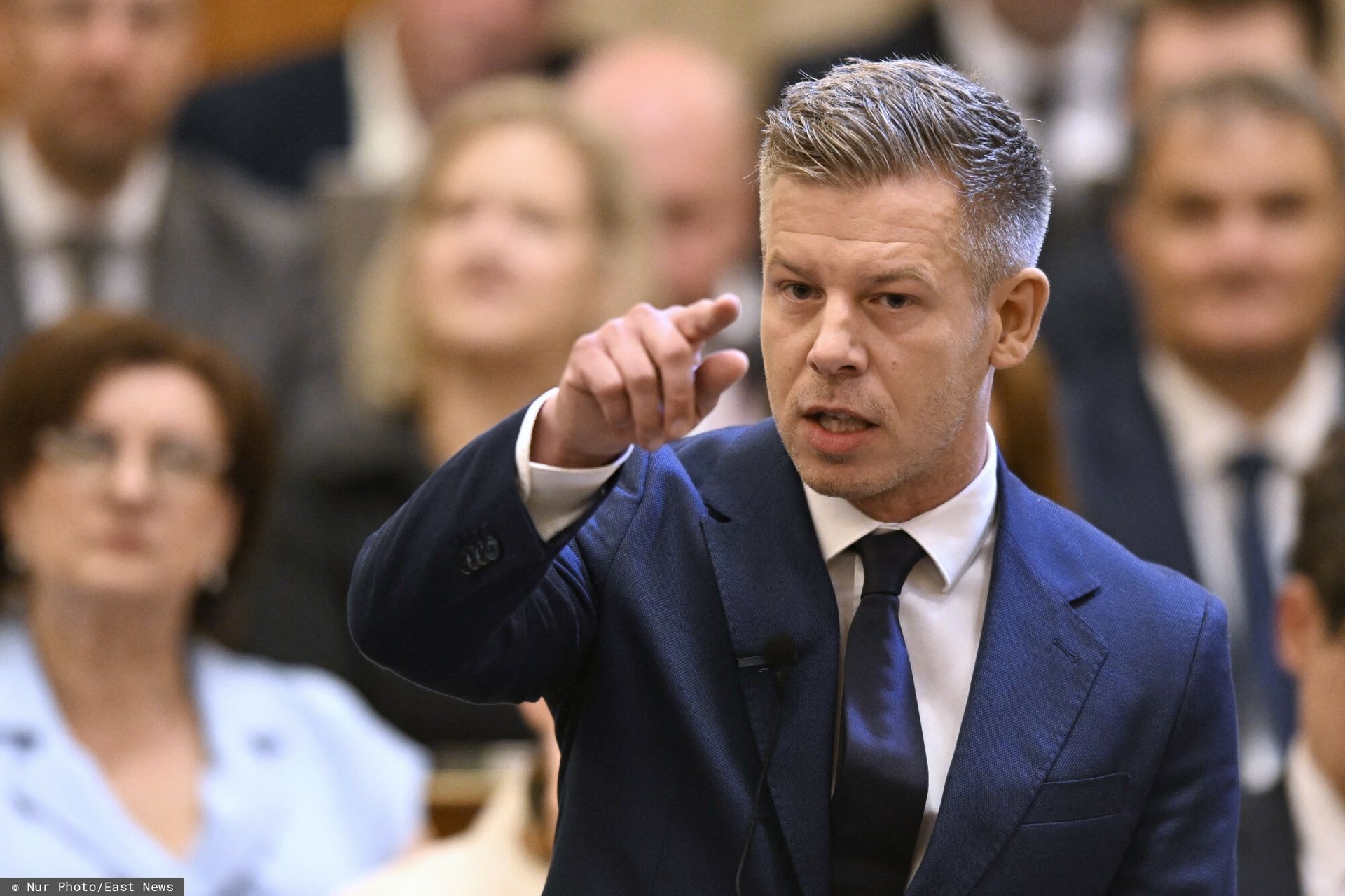 TISZA Magyara z poparciem 73% Węgrów; Fidesz spada do 21%