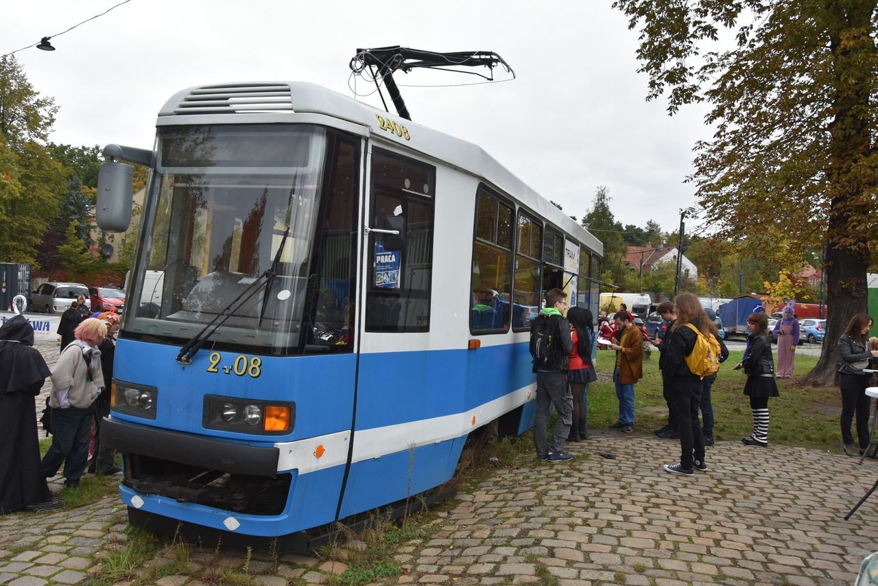 Wrocław: Nietypowa kawiarnia. Działa w... tramwaju. Ile kosztuje tutaj kawa?