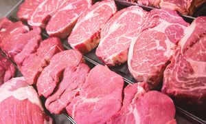 Unijny alert dotyczący wołowiny. Oto co wykryto w importowanym mięsie