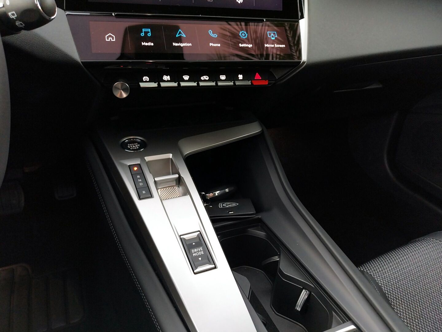 Peugeot E-308