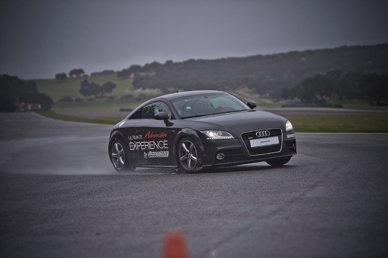 Test opon Bridgestone Potenza Adrenalin RE002 w Ascari Race Resort [galeria] 58