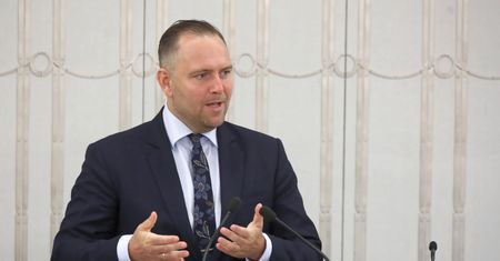 Niebezpieczne związki szefa IPN. "Łączy nas tylko boks"