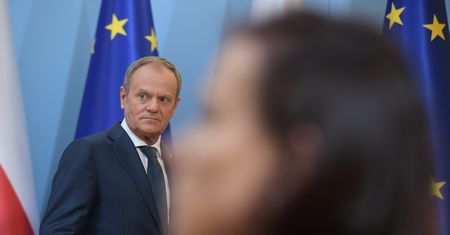 Pieniądze z KPO to "propagandowy zysk". Znany politolog zwraca uwagę na niepokojący trend