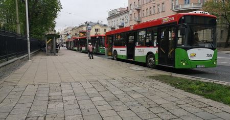 Od dziś zmiany w kursowaniu komunikacji miejskiej. Sprawdź, co się zmieniło