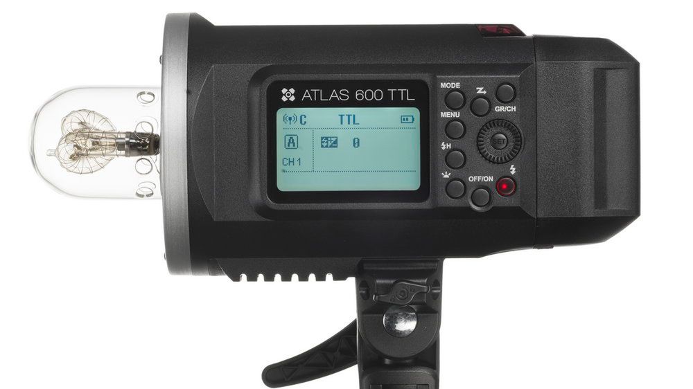 Nowe lampy Quadralite współpracujące z pomiarem TTL Canona i Nikona 1