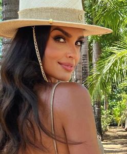 Klaudia El Dursi pozuje topless. Pochwaliła się zgrabnym rewersem