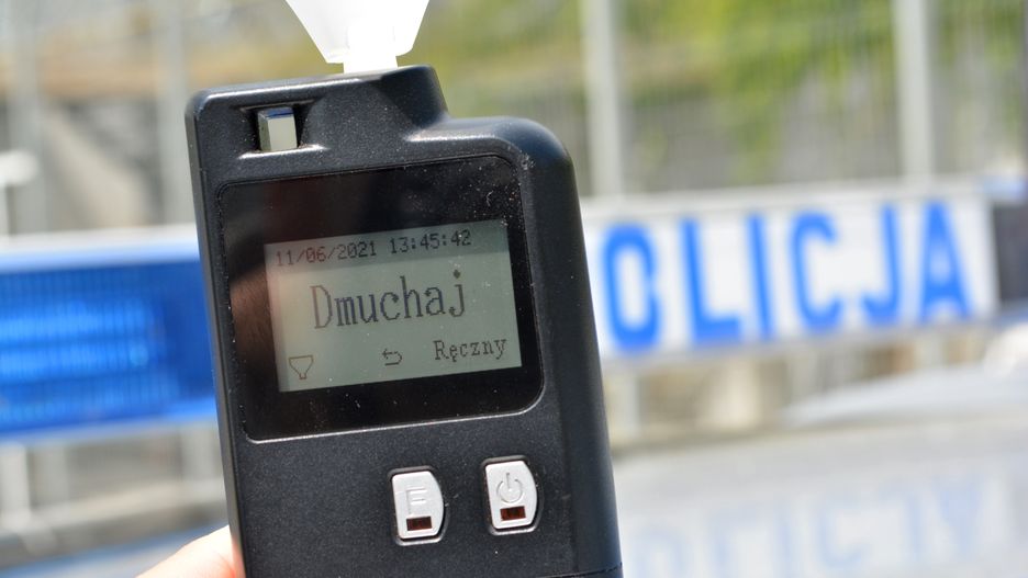 Miał 2,5 promila i woził kobietę i jej 8-letniego syna