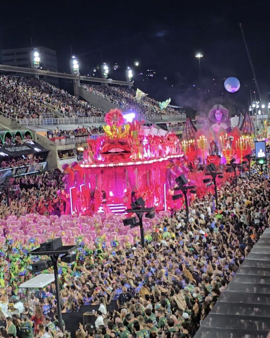 Parada podczas karnawału robi niesamowite wrażenie