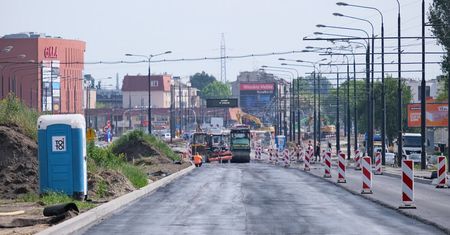 Kolejny etap przebudowy al. Unii Lubelskiej. Od środy 17 czerwca zamknięcie dwóch pasów ruchu