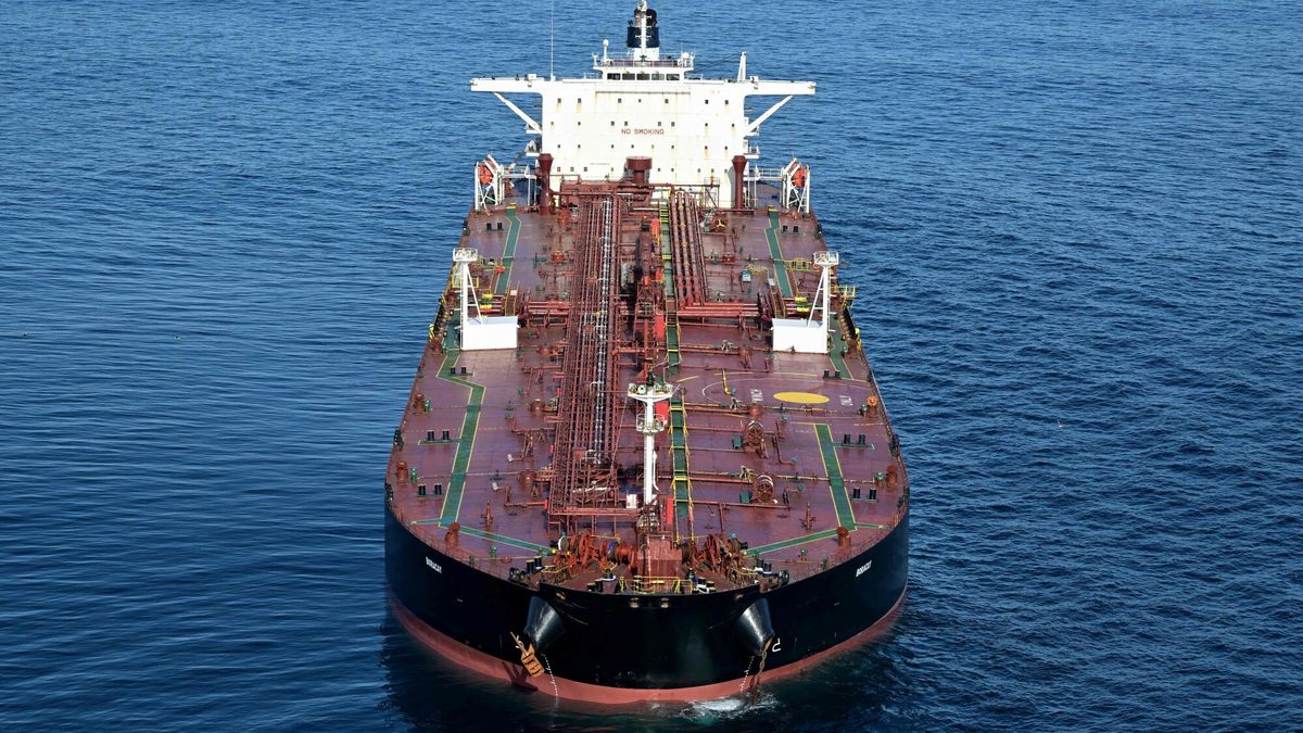 Tankowiec Boracay pływający dla rosyjskiej floty cieni, 2025 rok