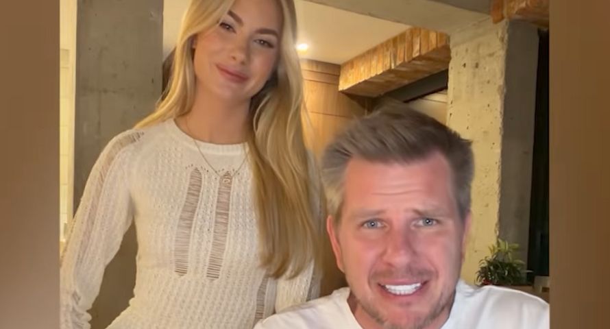 Filip Chajzer uruchomił usługę z życzeniami. Influencerzy żartują
