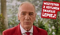 Karol Strasburger pyta o ketchup w reklamie Kotlina (wideo)