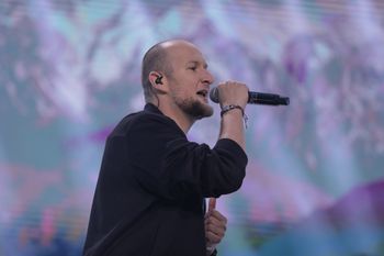 Koncert Grubsona w Więcborku. Raper rozgrzał publiczność na Dniach Więcborka 2025