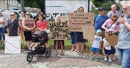 Wrocław. Niepokój w Sadkowie. Mieszkańcy obawiają się odoru i zatrucia środowiska