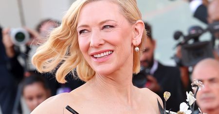 Nietuzinkowa kreacja. Cate Blanchett zachwyciła na Festiwalu Filmowym w Wenecji
