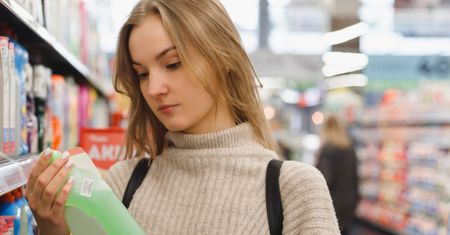 Naukowcy przebadali 113 produktów. W 98 proc. znaleźli składniki, których nie było na etykiecie
