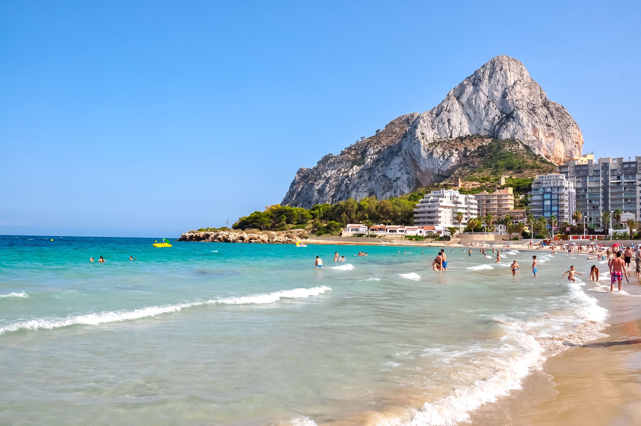 Plaża na wybrzeżu Costa Blanca