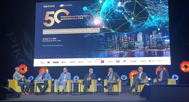 Pół mln domów ze starym standardem telewizji naziemnej. „Trzeba fizycznie ludziom pomóc”