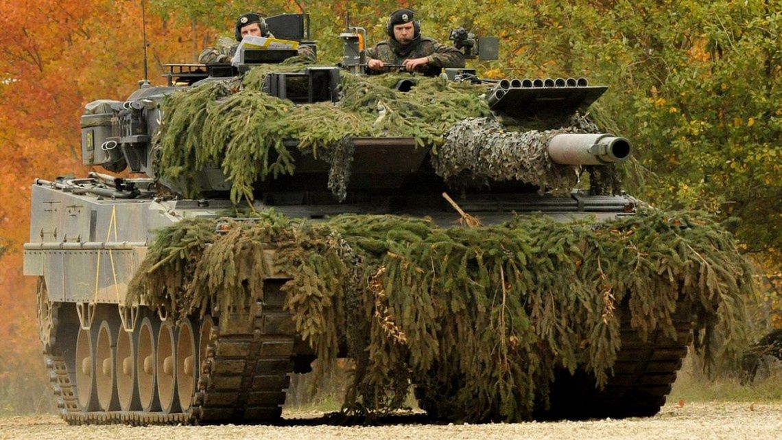 Leopard 2A6.