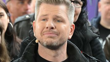 Filip Chajzer w ogniu krytyki. Oskarżenia od byłych podwładnych: "Nie opłacał moich składek, choć były POTRĄCANE"