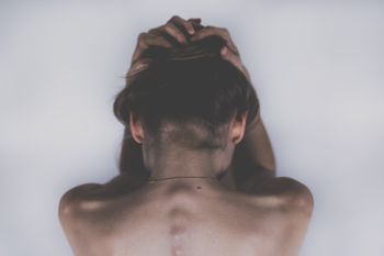 Straszne, co Polak robił żonie. Policja reaguje na szokujący reportaż CNN