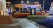 Łódź: Tramwaj wypadł z szyn po zderzeniu z autem