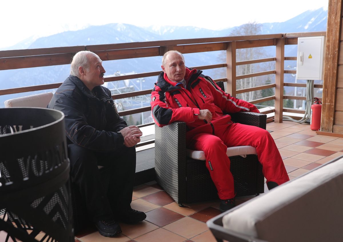 Białoruś. Władimir Putin i Aleksander Łukaszenka spotykali się już wcześniej w kurortach. W lutym 2019 roku jeździli wspólnie na nartach