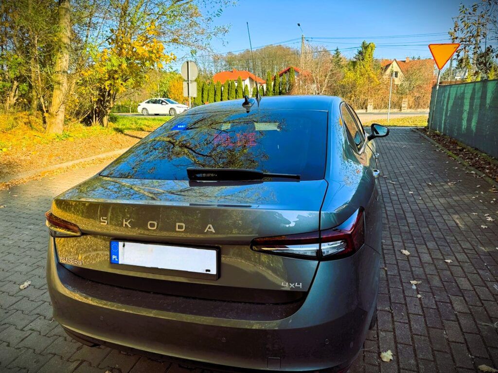 Płock: Mgła, noc, 214 km/h na liczniku i kierowca recydywista