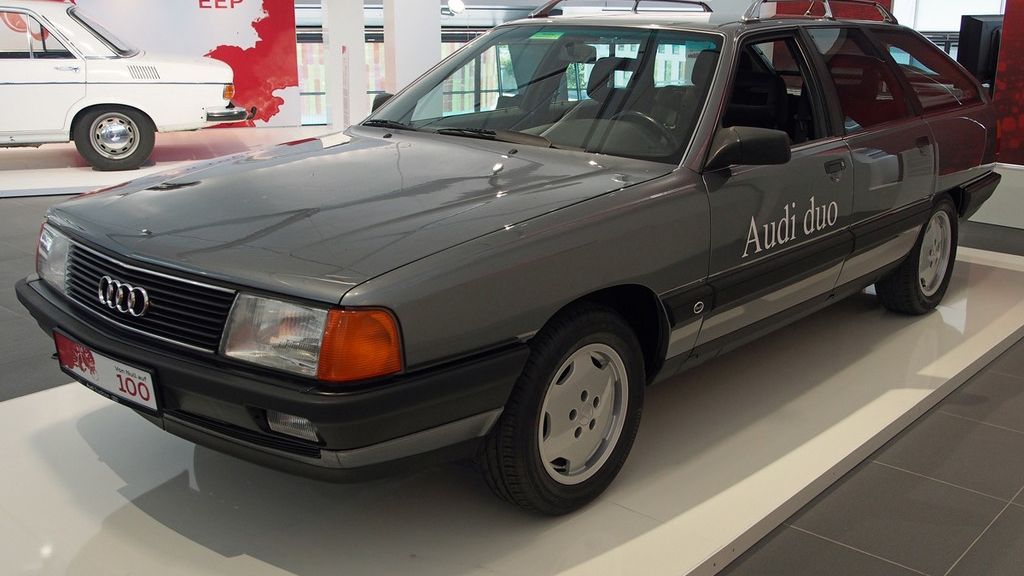 Duo wyglądało jak zwykłe 100 Avant. Praktyczne nadwozie skrywało jednak tajemnicę.