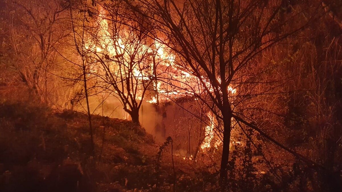 Pożar pustostanu przy ul. Nadbystrzyckiej
