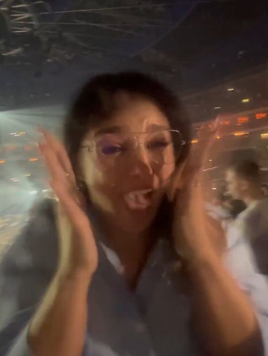 Dua Lipa zaśpiewała piosenkę Ewy Farnej 