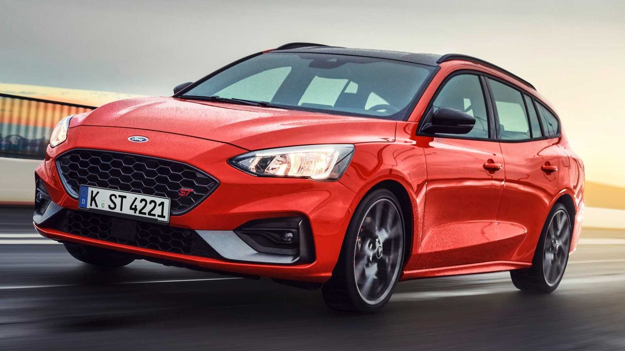 Mocny i praktyczny. Nowy Ford Focus ST debiutuje w wersji kombi