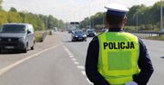 Policja nie rezygnuje z kontroli drogowych i zmienia ich zasady. Choć wypadków jest mniej, jedna rzecz wciąż niepokoi