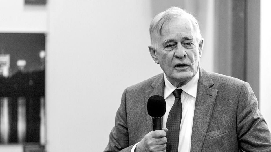Nie żyje prof. Piotr Węgleński