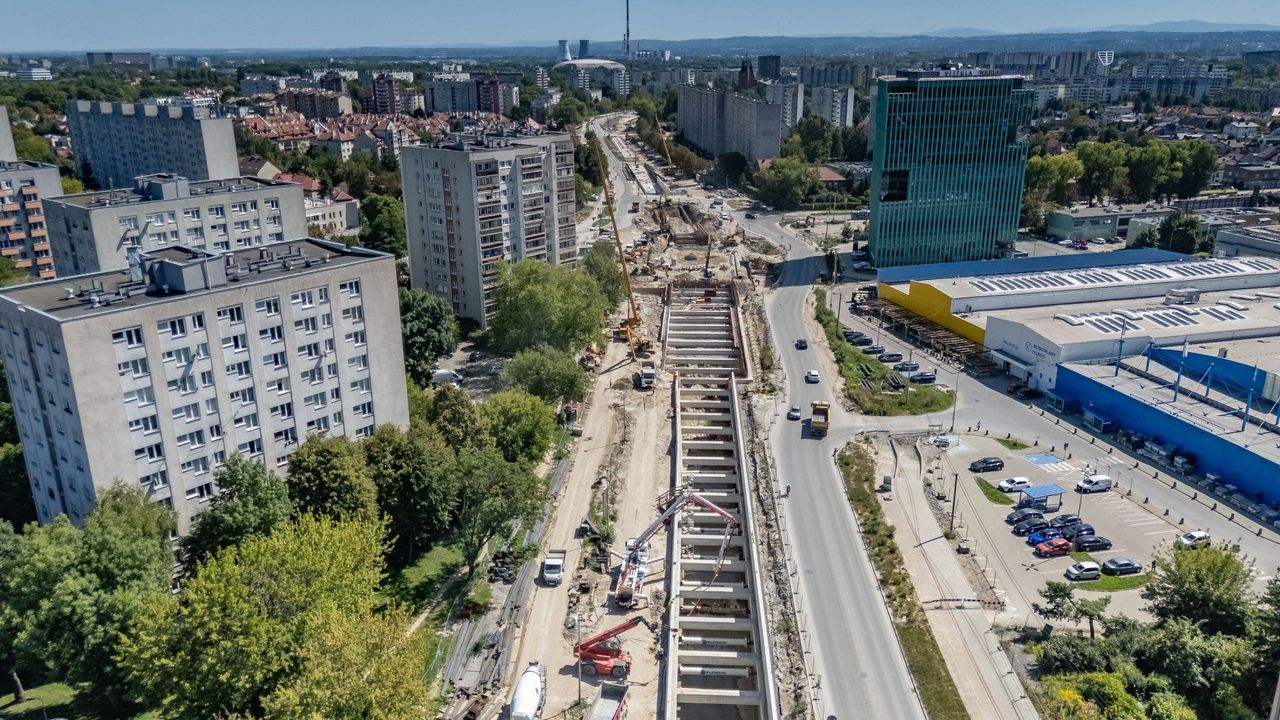 Kraków: Budowa linii tramwajowej do Mistrzejowic. Co zrobiono w lipcu?