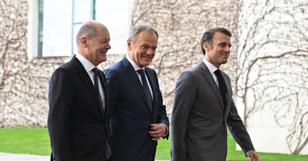 Spotkanie na szczycie. Tusk rozpoczął rozmowy z Scholzem i Macronem